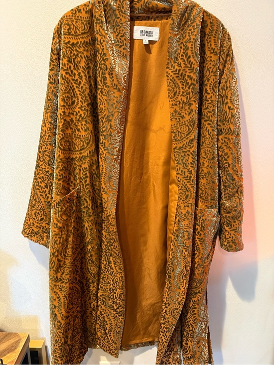 BB Dakota Jackets & Blazers - BB Dakota Rust Velvet Paisley Kimono Coat